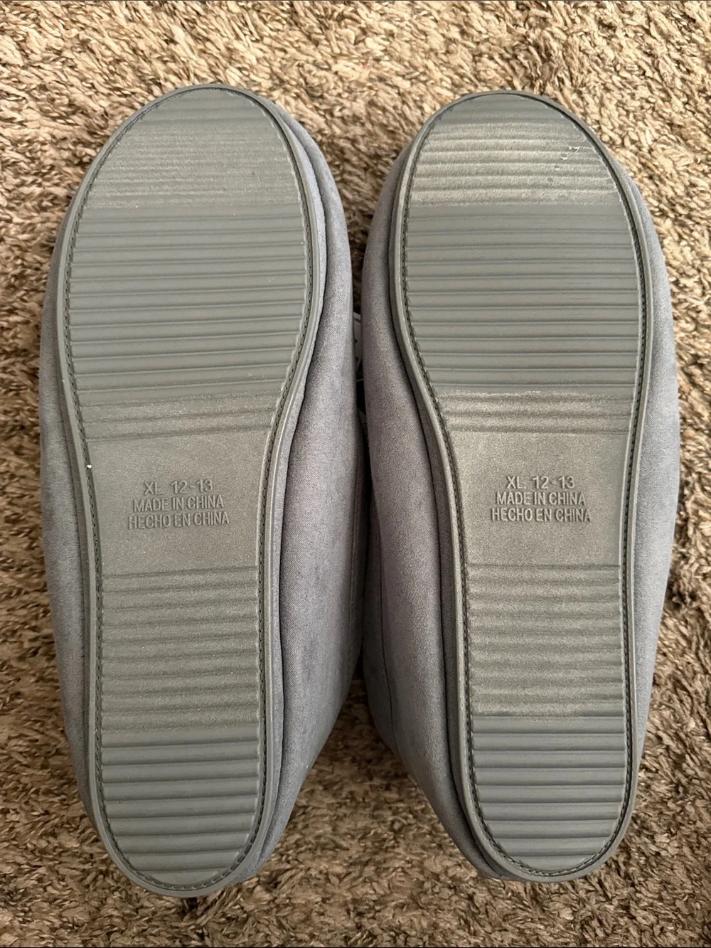 NWT Old Navy Men’s Faux Suede Grey Sherpa Fleece Lined Mocassin Slippers
